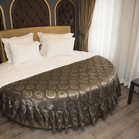 מלון The Mara Palace 3*