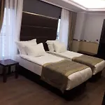 The Mara Palace
