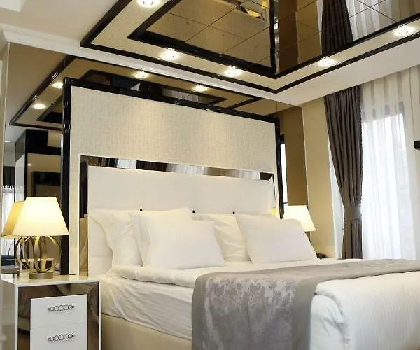 Hotel The Mara Palace